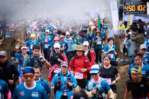 BIB: 450, 102, 174
                            <button type="button" onclick="openModal(13429325)" class="btn btn-primary btn-sm float-right btn-popup" data-toggle="modal" data-target=".modal-high-quality">
                        <i class="fas fa-shopping-cart"></i> Add to Cart
                    </button>
                                            <button type="button" onclick="isThisMe(13429325, true)" class="btn btn-success btn-sm float-right btn-popup btn-isme hidden" data-toggle="tooltip" data-placement="bottom" title="นี่คือรูปของคุณใช่ไหม คลิกที่นี่เพื่อเอาเข้าอัลบั้ม">
                        <i class="fas fa-plus"></i> Add to album
                    </button>
                    <button type="button" onclick="isThisMe(13429325, false)" class="btn btn-warning btn-sm float-right btn-popup btn-isnotme hidden">
                        <i class="fas fa-ban"></i> Remove from album
                    </button>